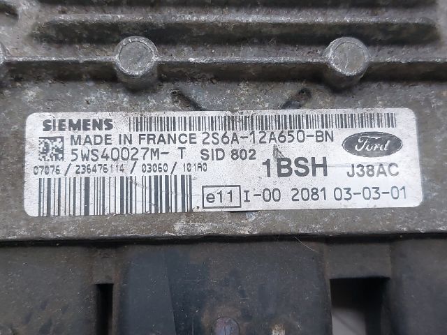 bontott FORD FIESTA V Motorvezérlő