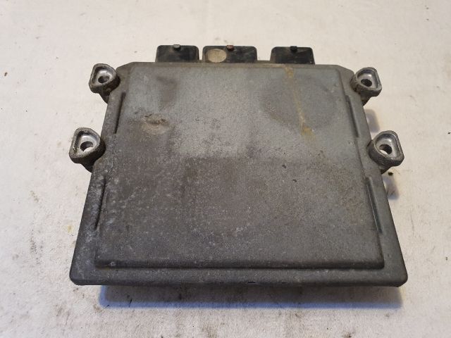 bontott FORD FIESTA V Motorvezérlő