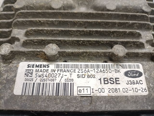 bontott FORD FIESTA V Motorvezérlő