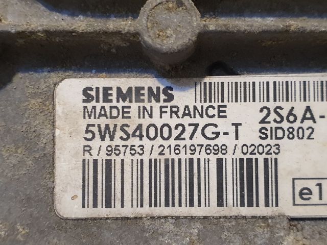 bontott FORD FIESTA V Motorvezérlő