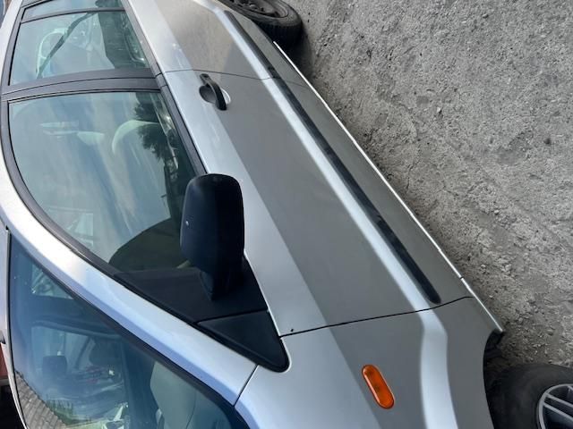 bontott FORD FIESTA V Motorvezérlő