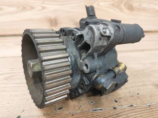 bontott FORD FIESTA V Nagynyomású Szivattyú