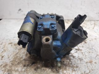 bontott FORD FIESTA V Nagynyomású Szivattyú