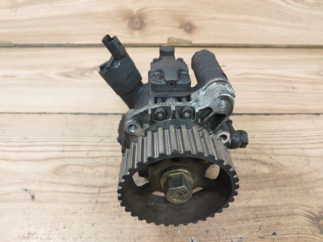 bontott FORD FIESTA V Nagynyomású Szivattyú