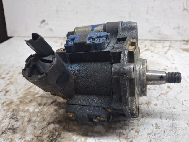 bontott FORD FIESTA V Nagynyomású Szivattyú