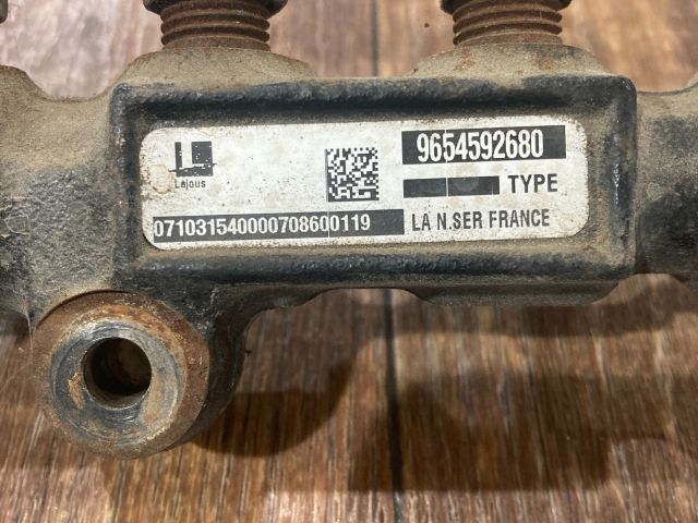 bontott FORD FIESTA V Nagynyomású Üzemanyag Gyűjtőcső