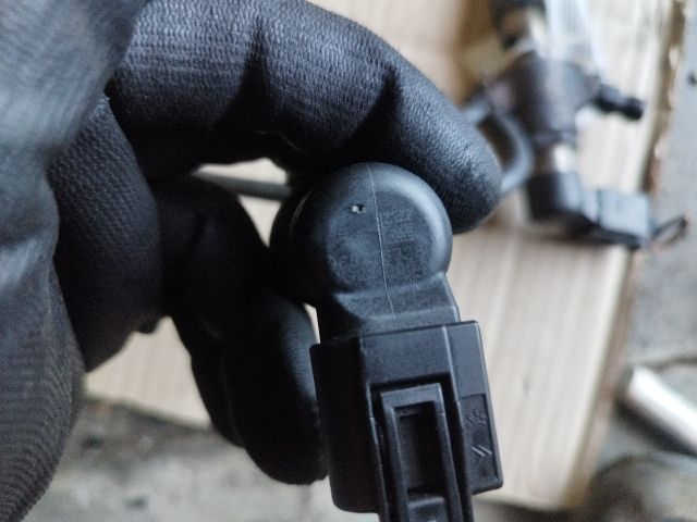 bontott FORD FIESTA V Porlasztó (1 db)