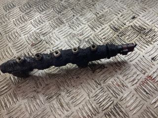 bontott FORD FIESTA V Porlasztó Sor / Híd