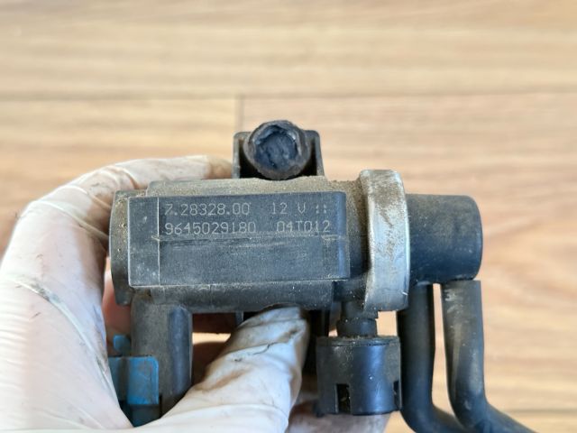 bontott FORD FIESTA V Szívósor Állító Vákuumszelep