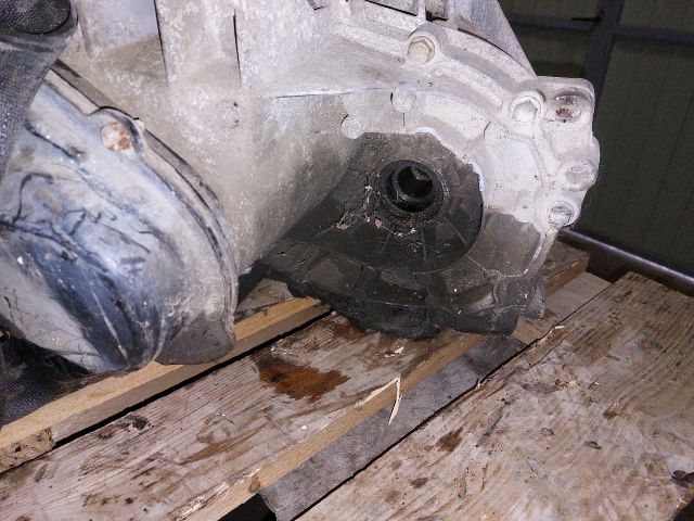 bontott FORD FIESTA V Váltó (Mechanikus)