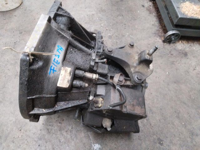 bontott FORD FIESTA V Váltó (Mechanikus)