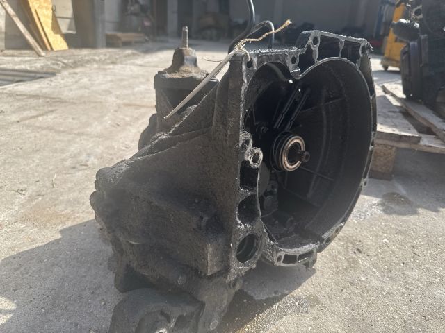 bontott FORD FIESTA V Váltó (Mechanikus)