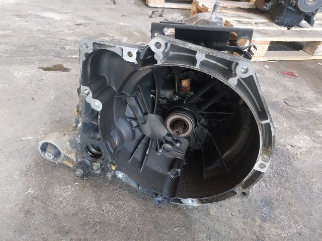 bontott FORD FIESTA V Váltó (Mechanikus)