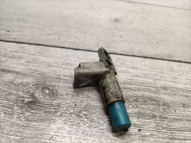 bontott FORD FIESTA V Vezérműtengely Fordulatszám Jeladó