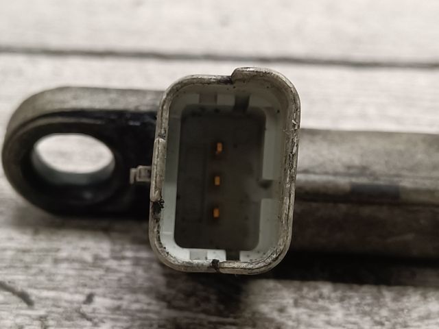 bontott FORD FIESTA V Vezérműtengely Fordulatszám Jeladó