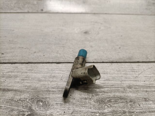 bontott FORD FIESTA V Vezérműtengely Fordulatszám Jeladó