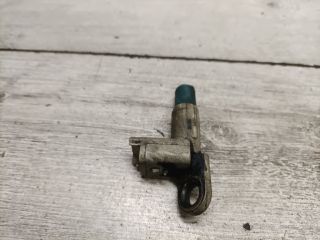 bontott FORD FIESTA V Vezérműtengely Fordulatszám Jeladó