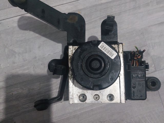 bontott FORD FIESTA V ABS Kocka