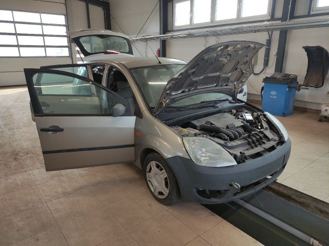 bontott FORD FIESTA V Hűtőventilátor