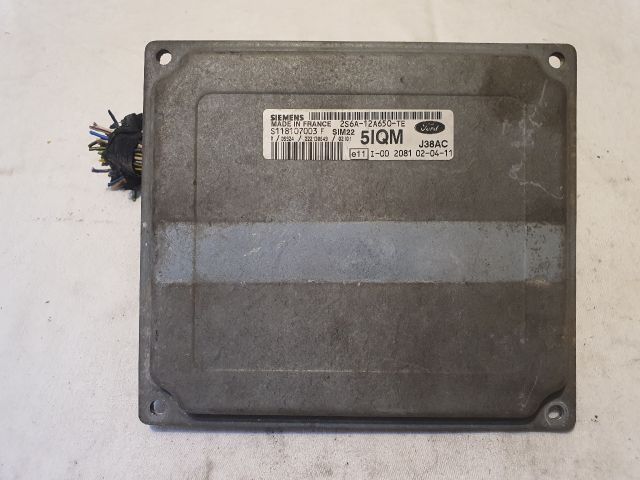 bontott FORD FIESTA V Motorvezérlő