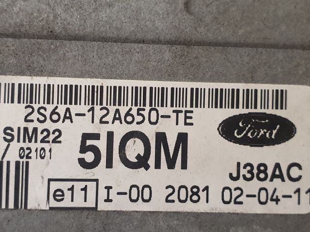 bontott FORD FIESTA V Motorvezérlő
