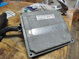 bontott FORD FIESTA V Motorvezérlő