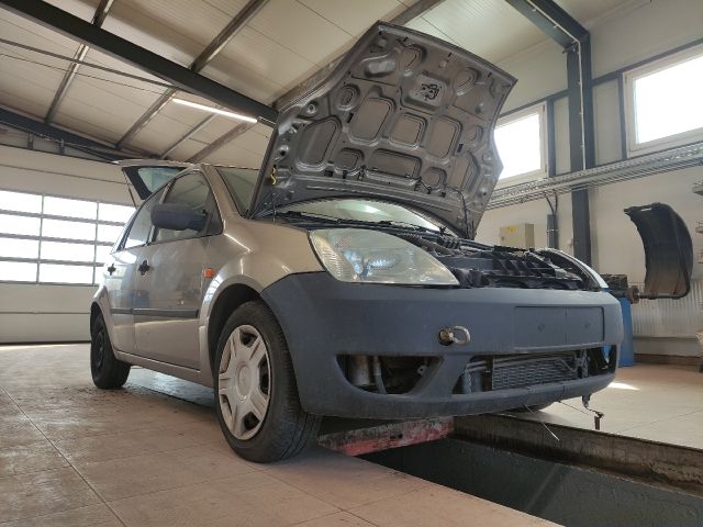 bontott FORD FIESTA V Termosztátház