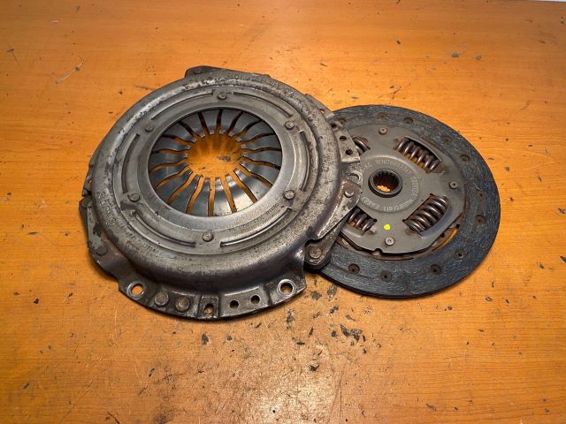 bontott FORD FIESTA V Kuplung Szett (Szerkezet, Tárcsa)