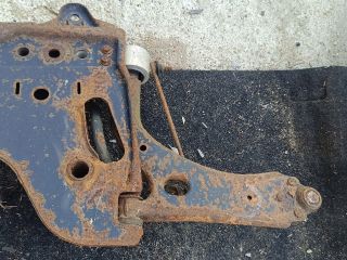 bontott FORD FIESTA V Első Bölcső