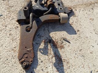 bontott FORD FIESTA V Első Bölcső