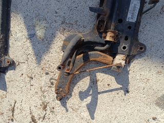 bontott FORD FIESTA V Első Bölcső