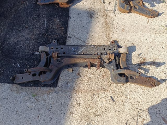 bontott FORD FIESTA V Első Bölcső