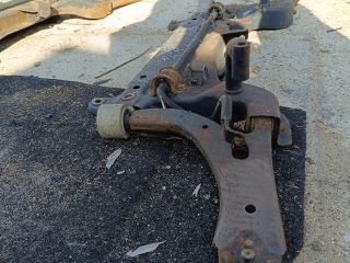 bontott FORD FIESTA V Első Bölcső