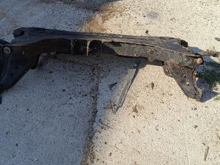 bontott FORD FIESTA V Első Bölcső