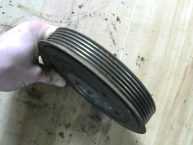 bontott FORD FIESTA V Főtengely Szíjtárcsa