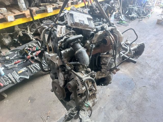 bontott FORD FIESTA V Komplett Motor (Segédberendezésekkel)