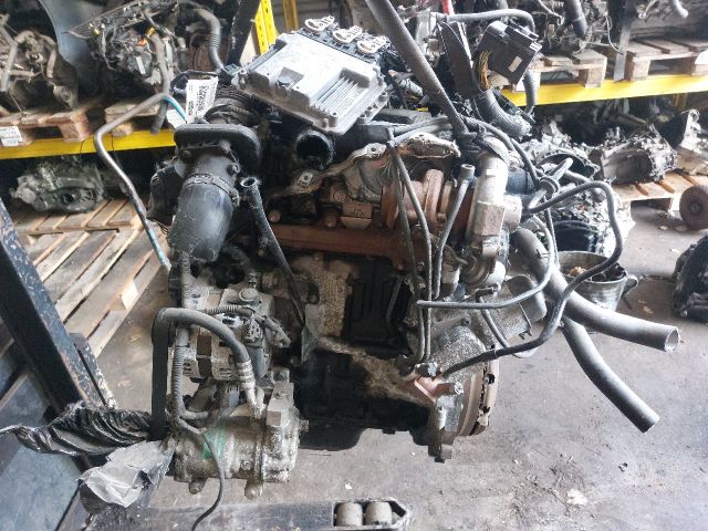 bontott FORD FIESTA V Komplett Motor (Segédberendezésekkel)