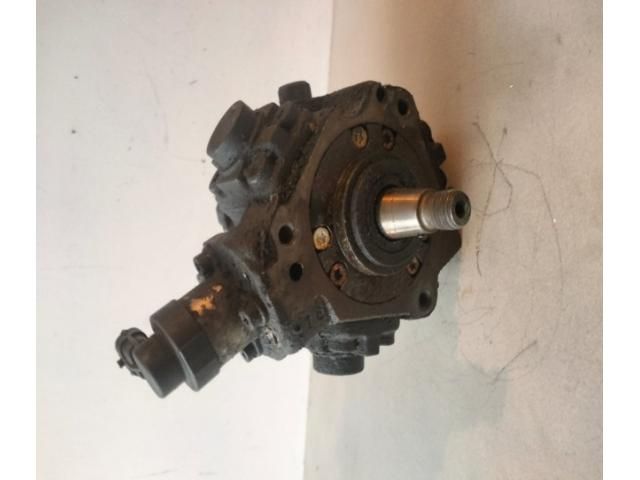 bontott FORD FIESTA V Nagynyomású Szivattyú