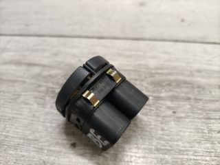 bontott FORD FIESTA V Ablakemelő Kapcsoló Négyes / Kettes