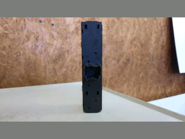 bontott FORD FIESTA V Ablakfűtés Kapcsoló