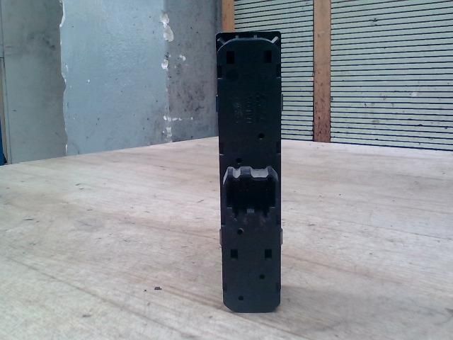 bontott FORD FIESTA V Ablakfűtés Kapcsoló