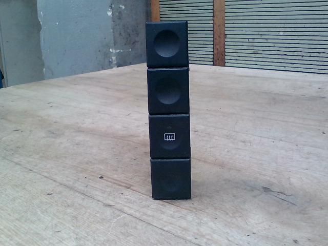 bontott FORD FIESTA V Ablakfűtés Kapcsoló