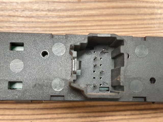 bontott FORD FIESTA V Ablakfűtés Kapcsoló