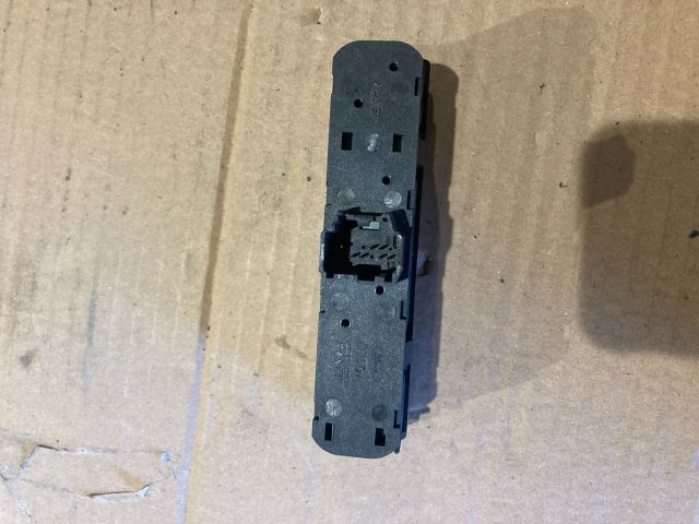 bontott FORD FIESTA V Ablakfűtés Kapcsoló