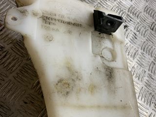 bontott FORD FIESTA V Ablakmosó Tartály