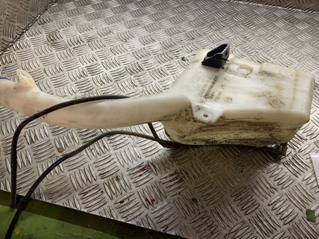 bontott FORD FIESTA V Ablakmosó Tartály