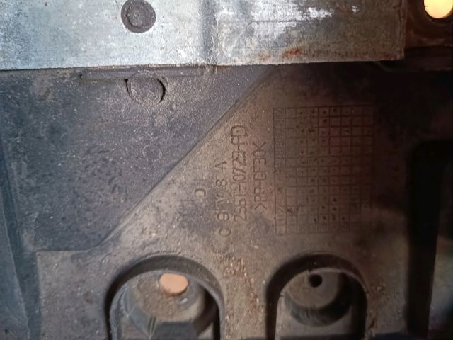 bontott FORD FIESTA V Akkumulátor Tartó