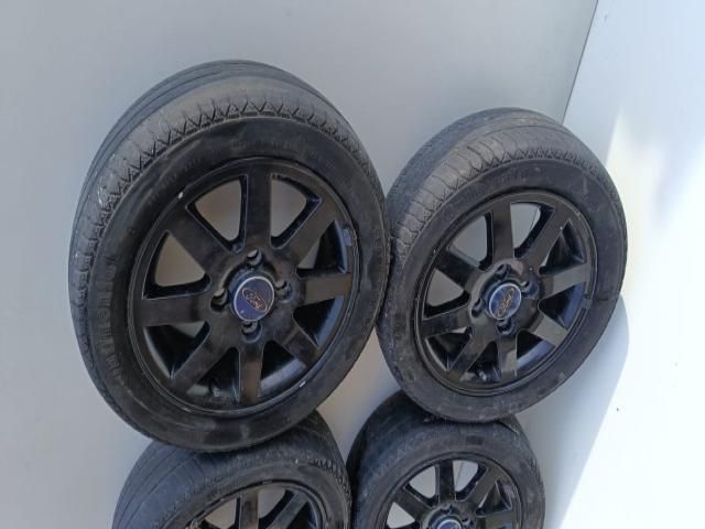 bontott FORD FIESTA V Alufelni Szett