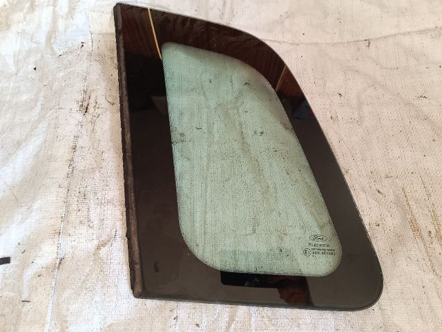 bontott FORD FIESTA V Bal C Oszlop Oldalablak Üveg