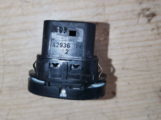 bontott FORD FIESTA V Bal első Ablakemelő Kapcsoló